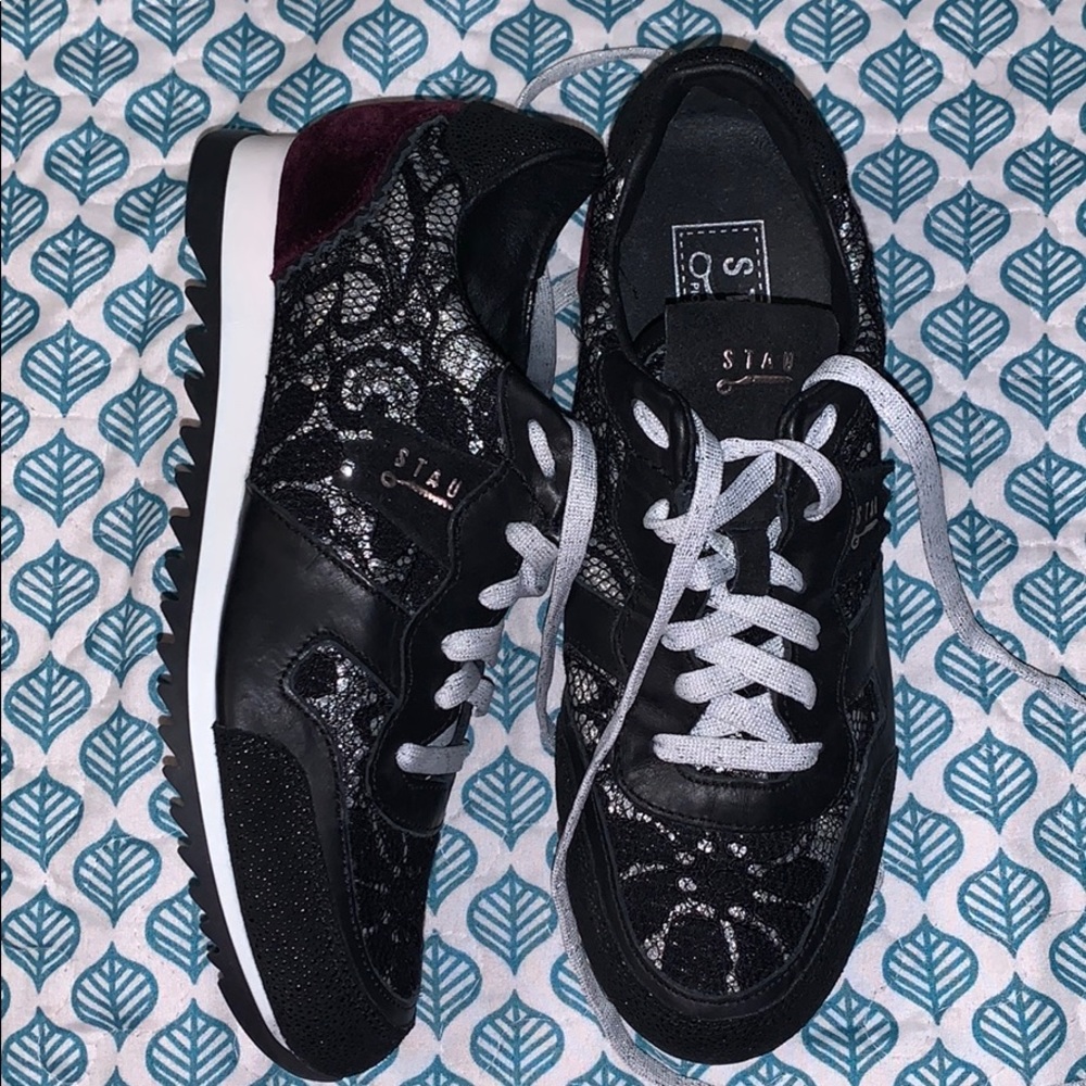 Stau Shoes